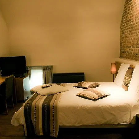 Le Val-fayt Hotell 3*